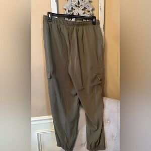Max Studio Olive Green Cargo Jogger